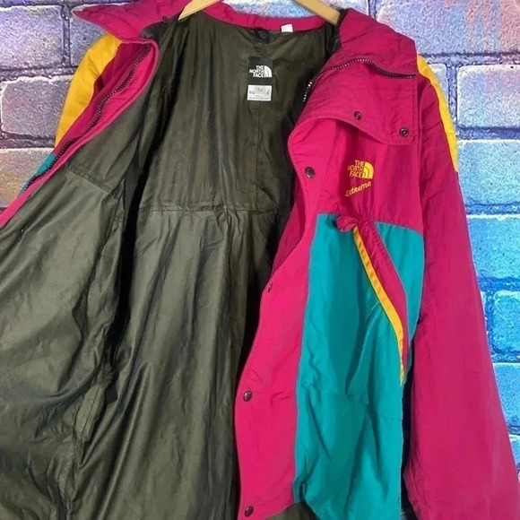 The North Face Women’s Vintage Retro Color block Colorful Jacket Medium - Picture 9 of 9
